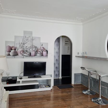 Appartement Le Baron à Charleville-Mézières Extérieur photo
