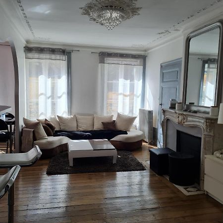 Appartement Le Baron à Charleville-Mézières Extérieur photo