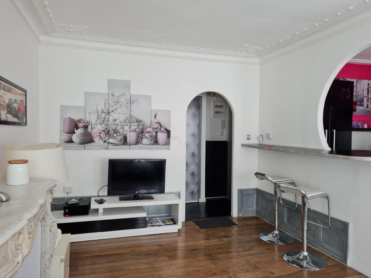 Appartement Le Baron à Charleville-Mézières Extérieur photo